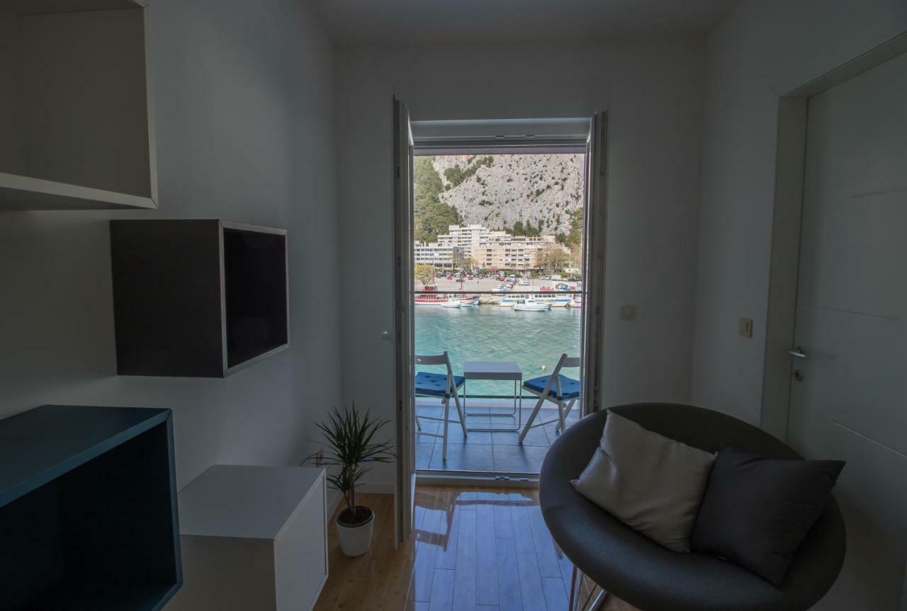 Mary Appartement Omiš Buitenkant foto
