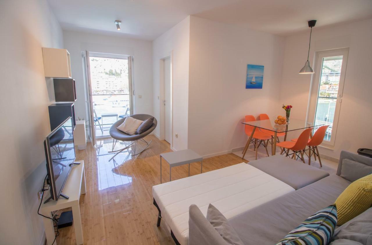 Mary Appartement Omiš Buitenkant foto