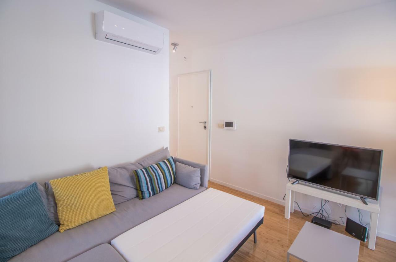 Mary Appartement Omiš Buitenkant foto