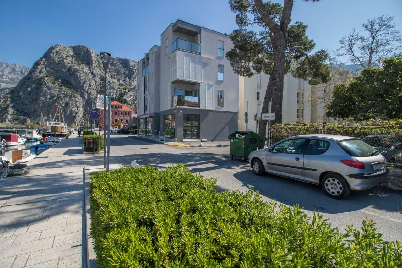 Mary Appartement Omiš Buitenkant foto